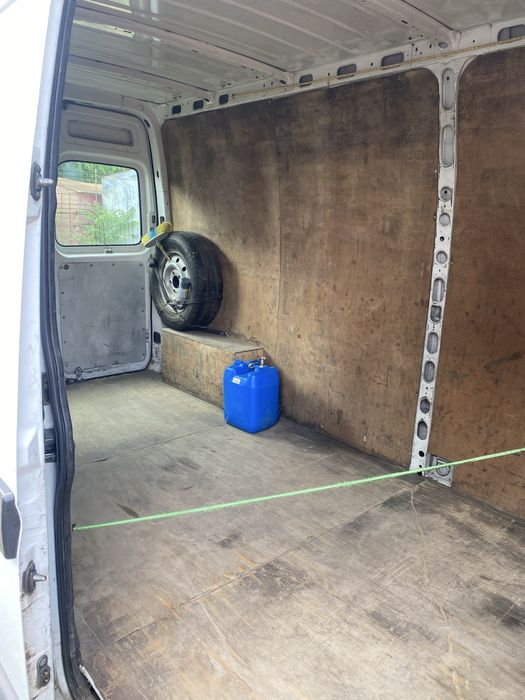 Грузоперевозки бус до 2 тонн