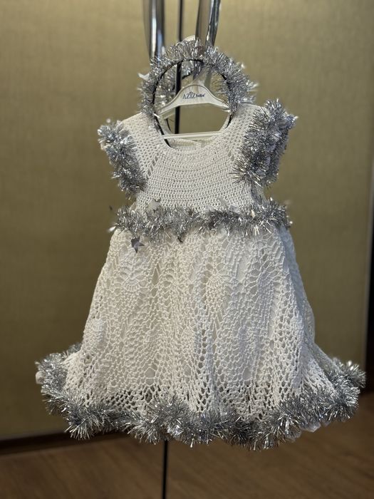 Святкова новорічна нарядна сукня/плаття Сніжинка на рік, з обідочком