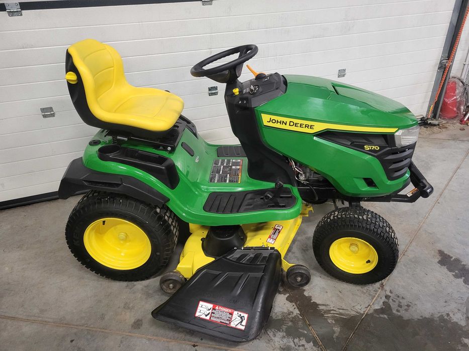 Traktorek kosiarka John Deere S170