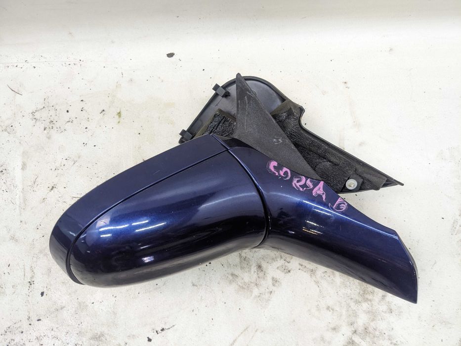 Opel Corsa B Lusterko Prawe Manualne