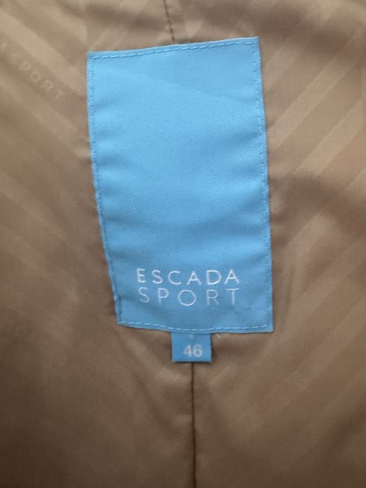 Курточка Escada Sport