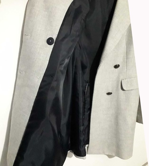 Casaco/Sobretudo cinzento cruzado da Zara T: L Novo