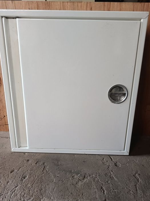 Пожежний шланг в корпусі кран комплект пожежна шафа