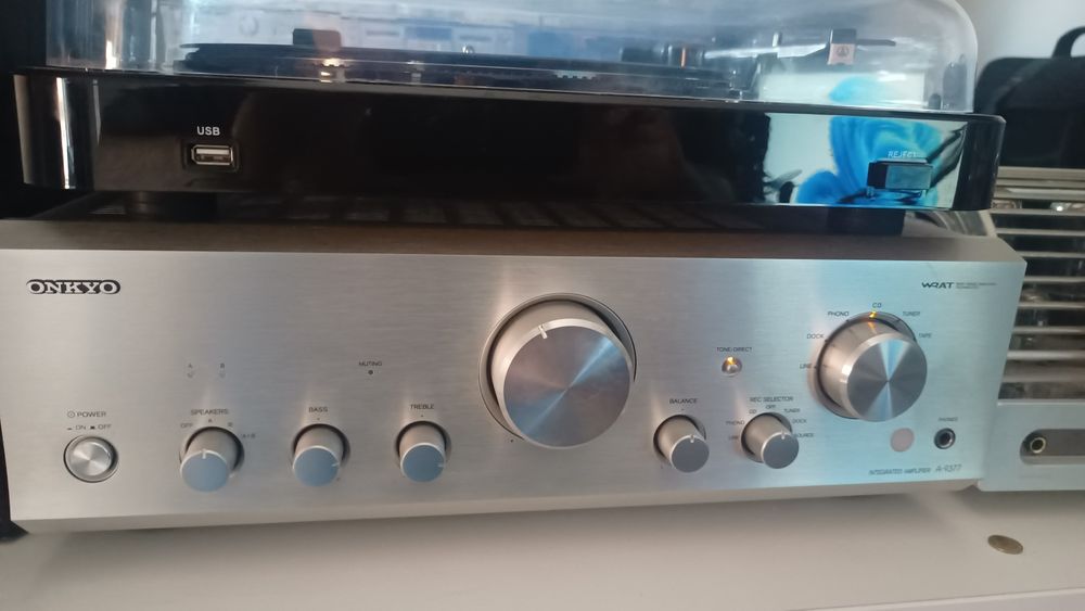 Wzmacniacz onkyo  A-9377S