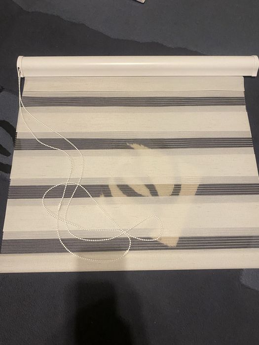 Rolety dzien/noc w kasecie kolor smietankowy melanż