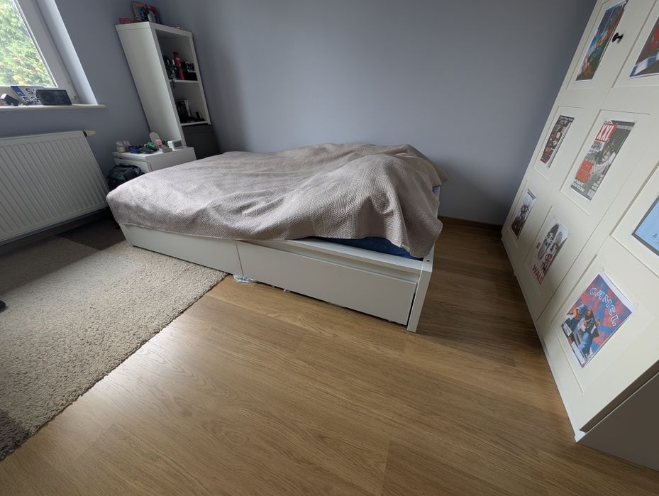 Łóżko malm 120x200 z materacem i 2 szufladami