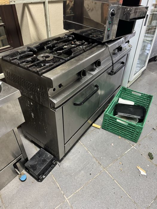 Restauracao ,varios equipamentos usados