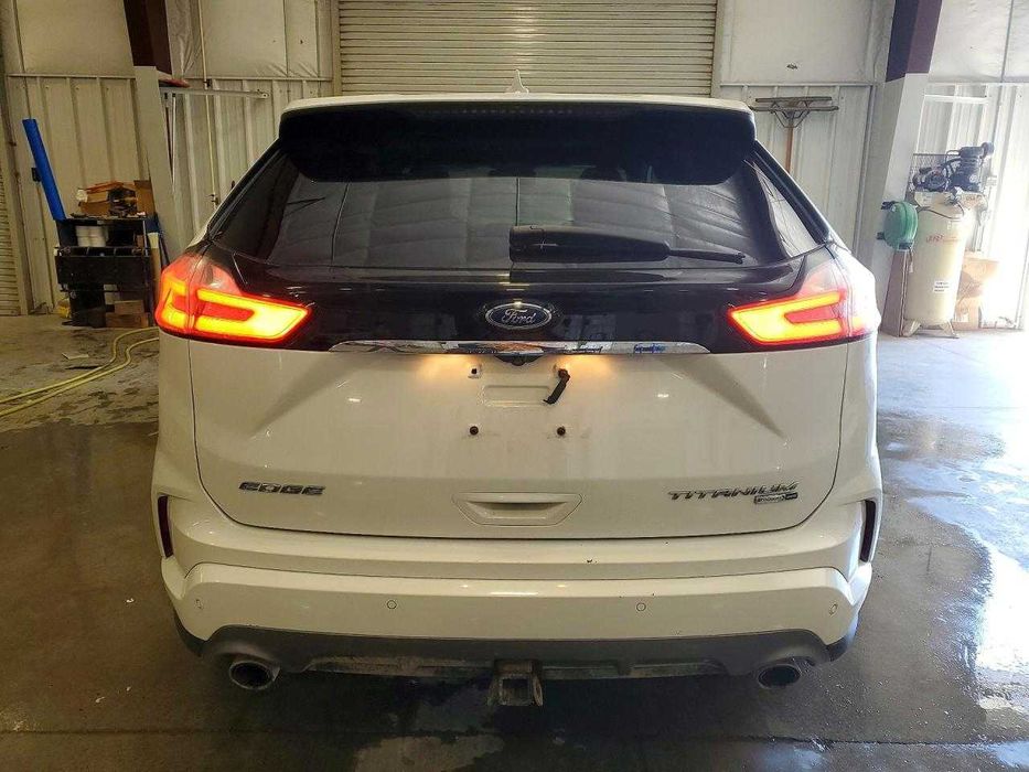 Ford Edge 2020 Titanium.