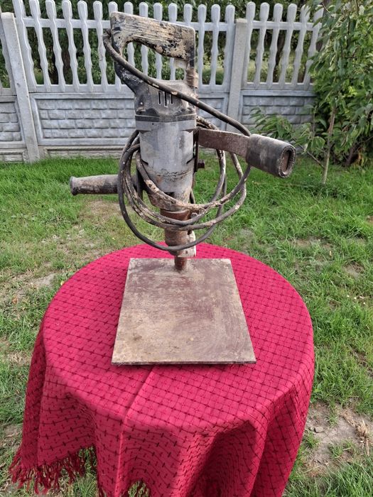 Wiertarka Celma ze stojakiem.