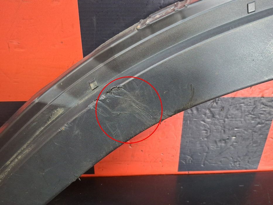 Friso da porta frente esquerda MITSUBISHI Canter (FE5, FE6) VI