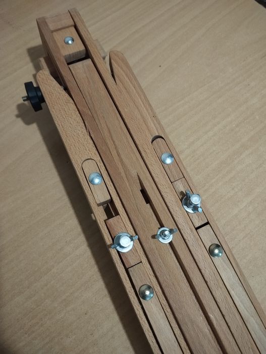 Мольберт для рисования складной.