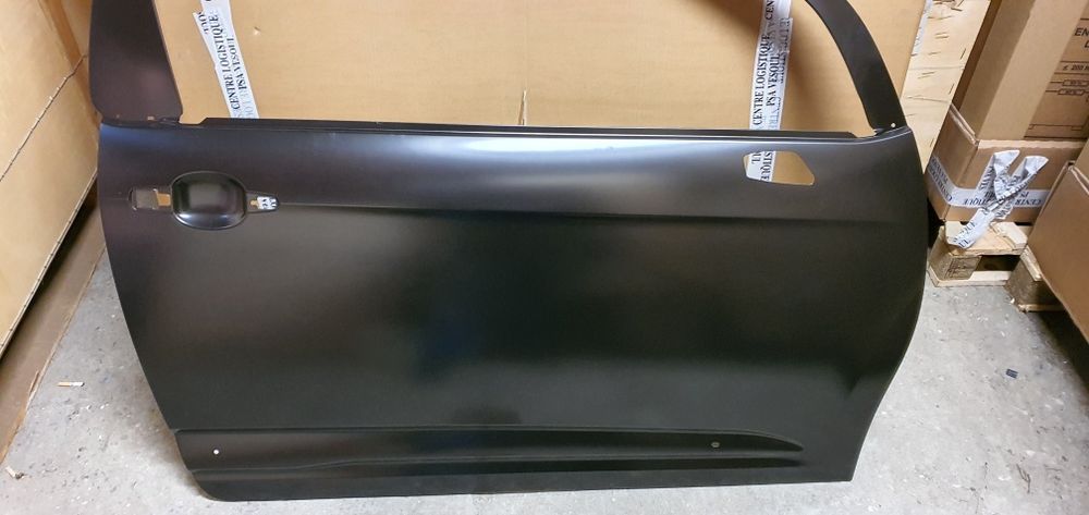 Poszycie drzwi prawy przód citroen ds3 nowe oryginal