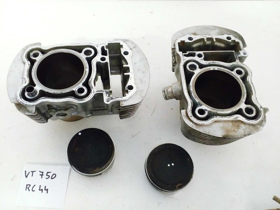 Honda vt 750 shadow RC44 cylindry tłoki komplet tłok cylinder