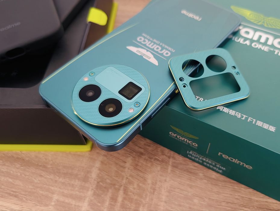 Realme GT8 Pro - 16/1TB - Edição Aston Martin