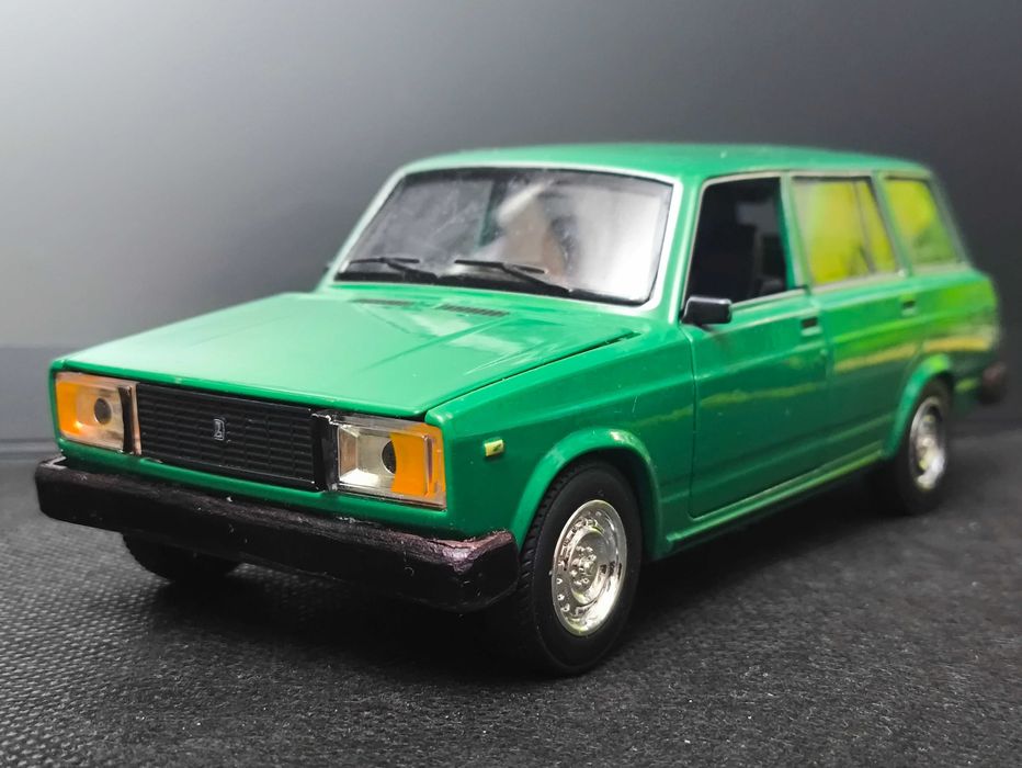 Машинка ВАЗ 2104 1.24