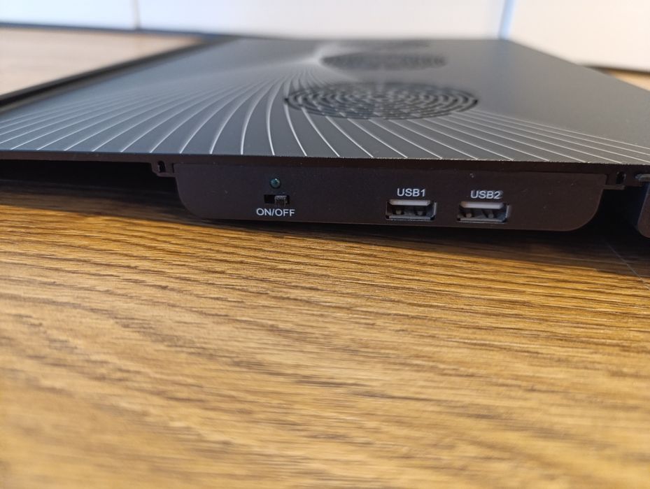 Base refrigeradora para portátil de 17"