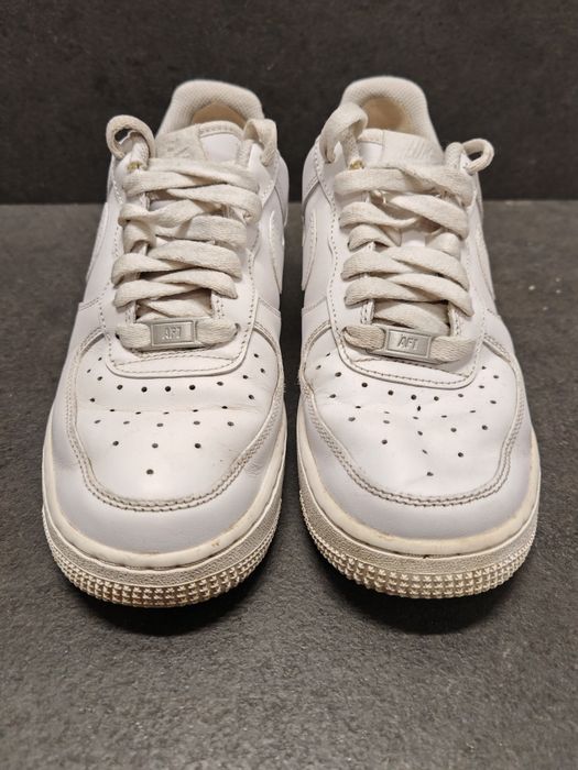 Nike air force r. 38.5