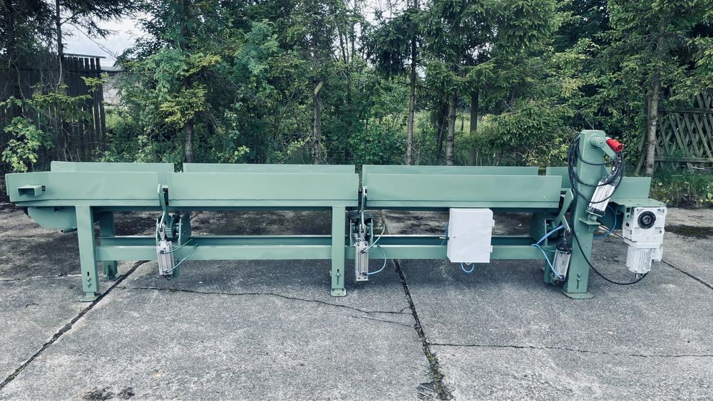 Podajnik centrujacy do wielopily  centrownik