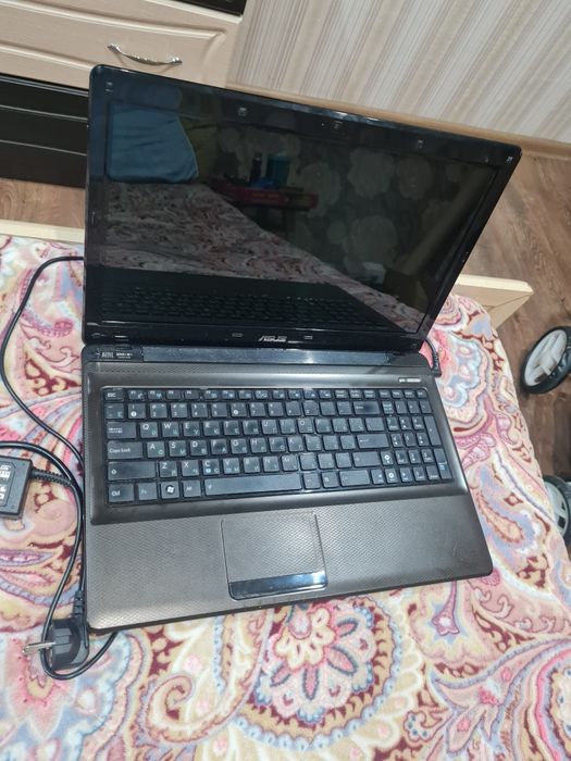 Ноутбук Asus K52F