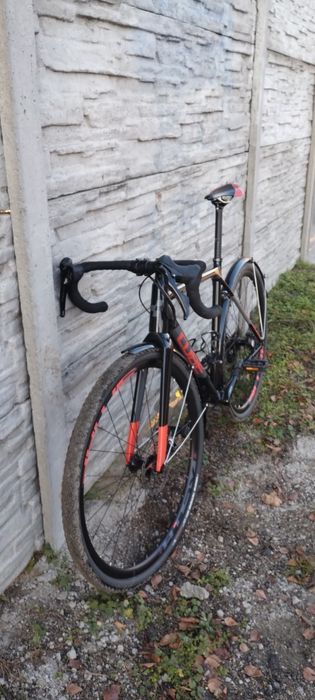 Cube Cross alu/carbon 105 r. M