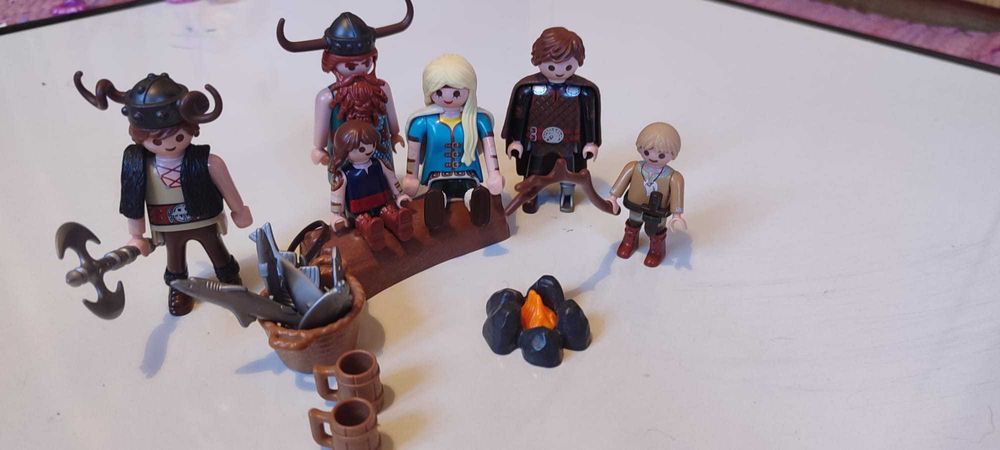 Playmobil Vikings Astrid e Dragão, e outros