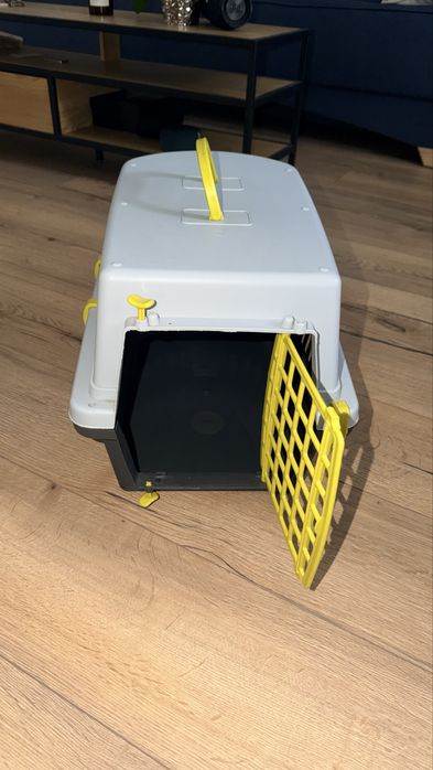 Переноска для  котів та собак