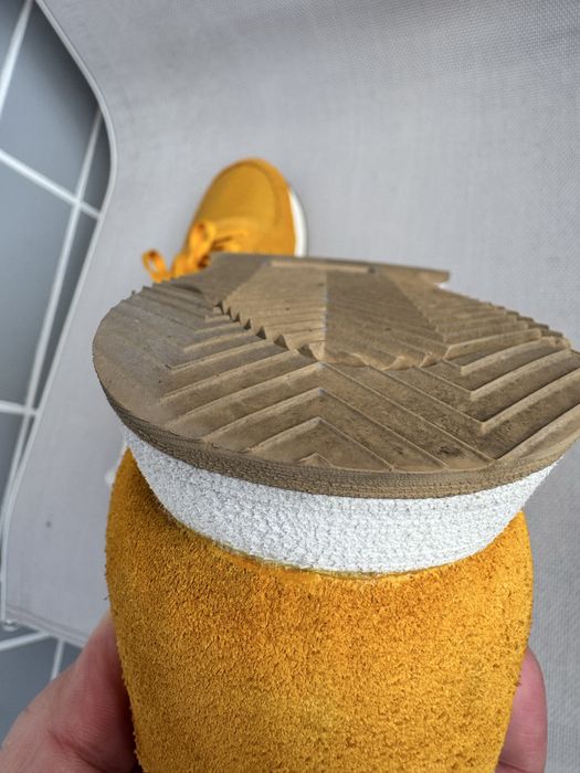 Sapatolhas new balance 200