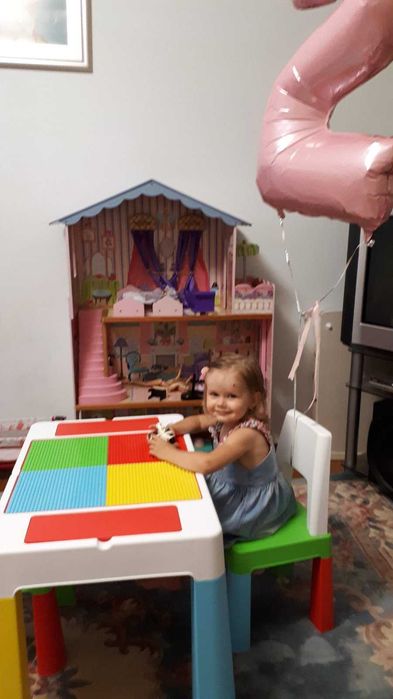 Дитячий дерев'яний ляльковий будиночок KidKraft
