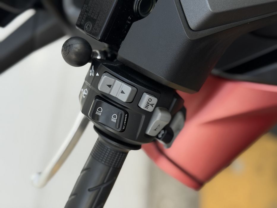 Honda Forza 125 ABS HSTC