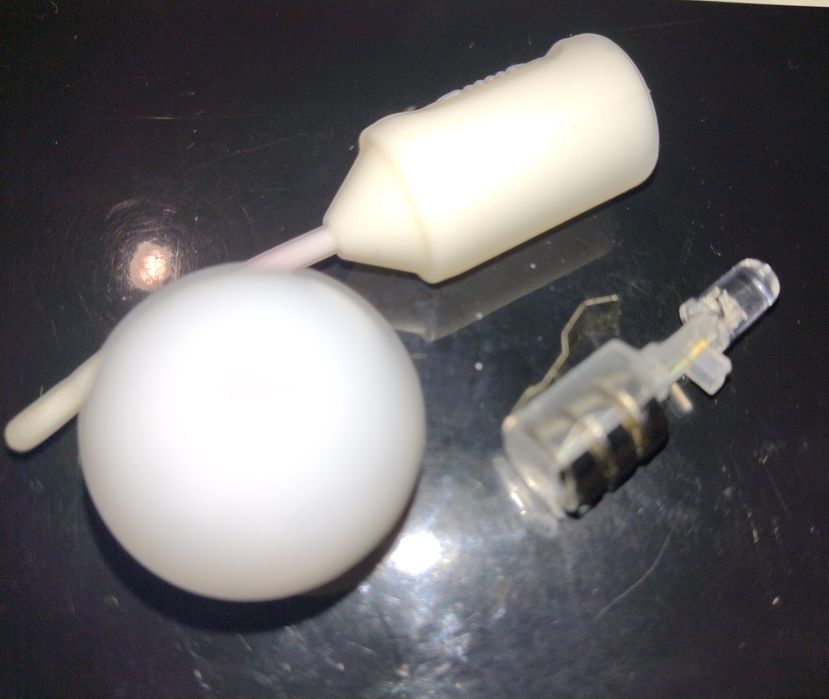 Брелки для ключів, шарми.