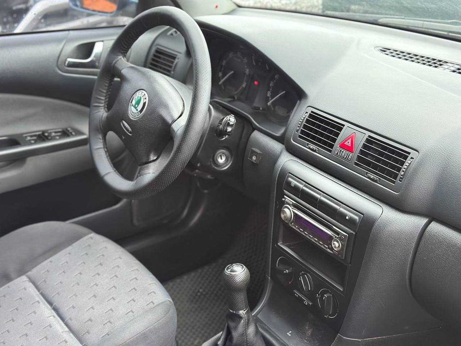 Skoda Octavia Tour | 2007 рік | 1.6 бензин