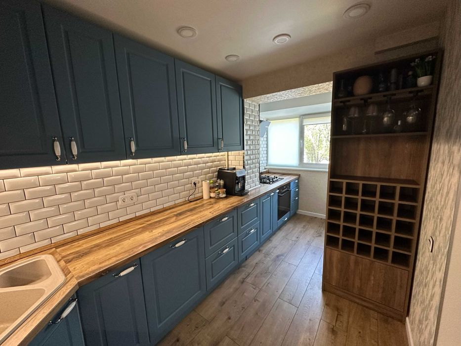 Купите классную  3-комнатную Левый берег Слобожанский!! БЕЗНАЛ - ДА!