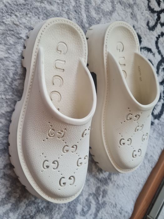 Klapki 38 gucci okazja