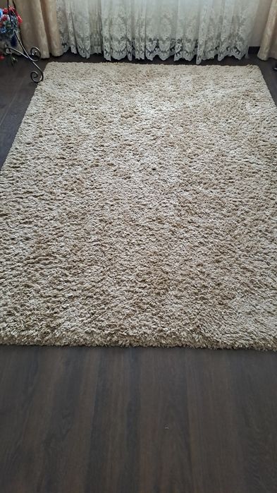 Продам красивий   ковер
