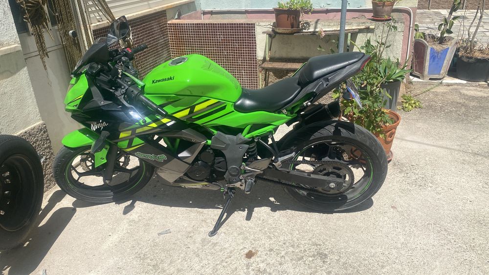 Kawasaki ninja 125 2019