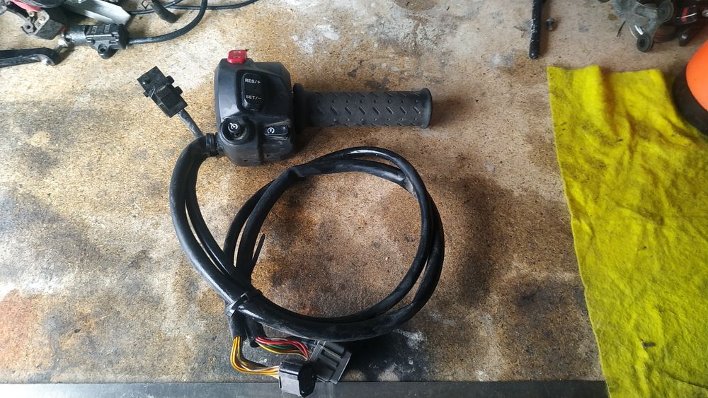 Электронная ручка газу для мотоцикла Triumph Tiger explorer 1200