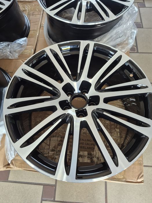Felgi 20 Audi 5x112 ET37 4H0