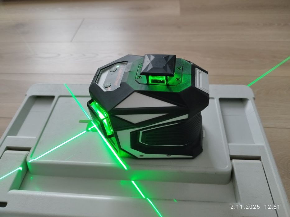 Laserliner X3 - Laser Pro Laser krzyżowy 3x360° zielony