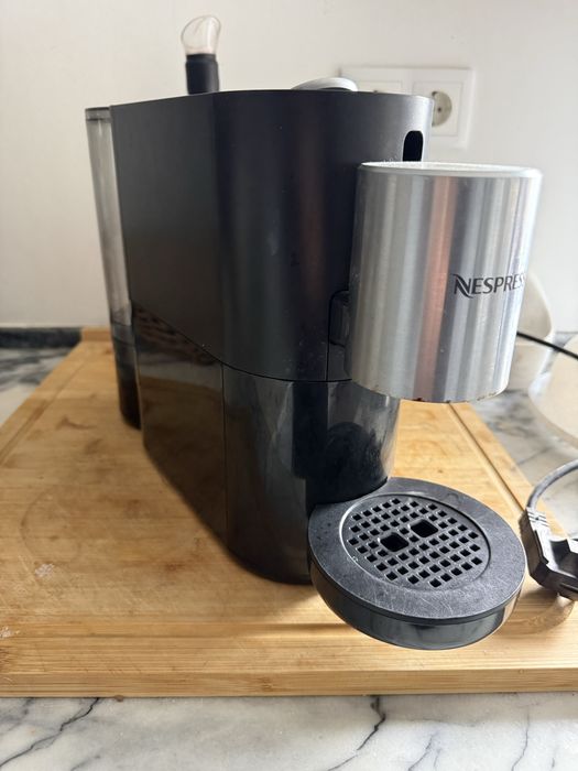 Maquina cafe nespresso atelier C AVARIA