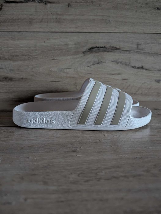 Шлепанцы слайдеры б/у Адидас Adidas 36 р 23 см
