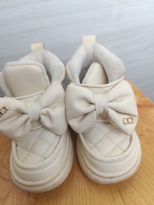 Ботиночки для дівчинки