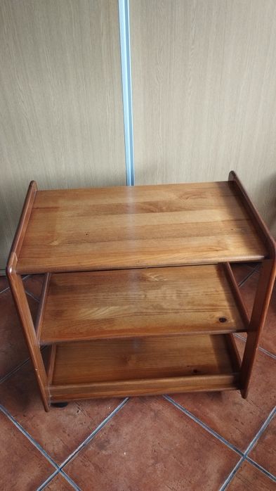 Móvel rotativo + TV