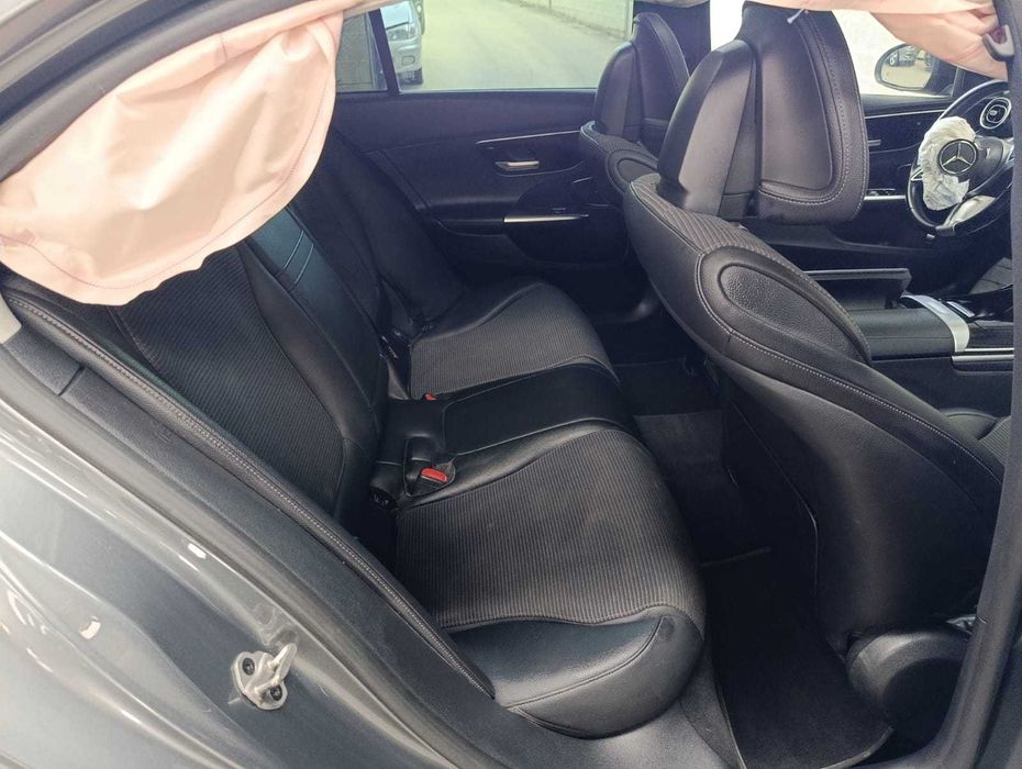 MERCEDES-BENZ C220d Avantgarde