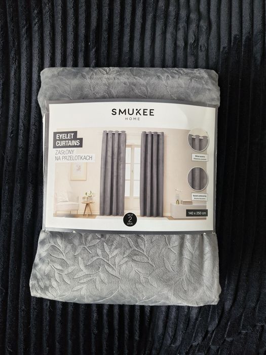 Zasłony na przelotkach Smukee