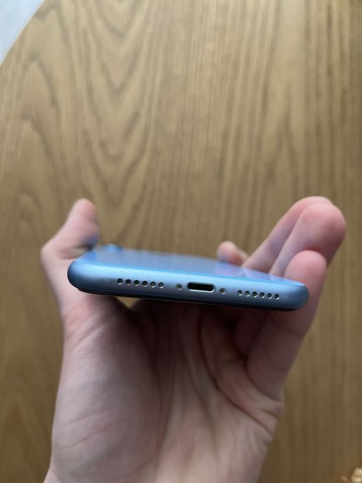 Iphone XR 64gb в ідеальному стані.