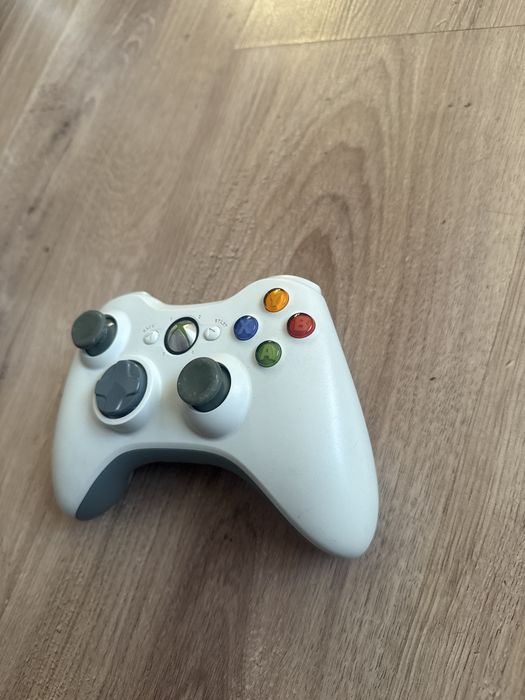 Oryginalny kontroler pad do konsoli Xbox 360