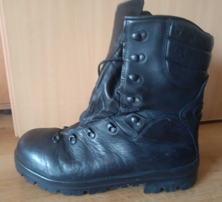 Buty wojskowe, trzewiki zimowe wzór 933/MON