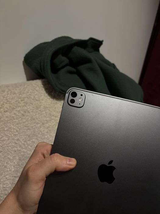 Apple iPad Pro 11” M4 – 256 GB Wi-Fi | 100% baterii