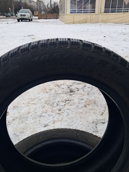 Резина зима процентов 95 осталось 4 тысяч за 4 штук