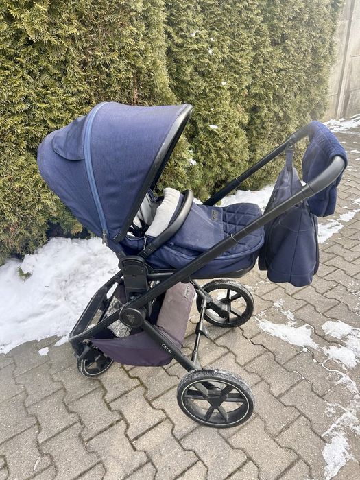 Wózek Venicci Tinum 2w1